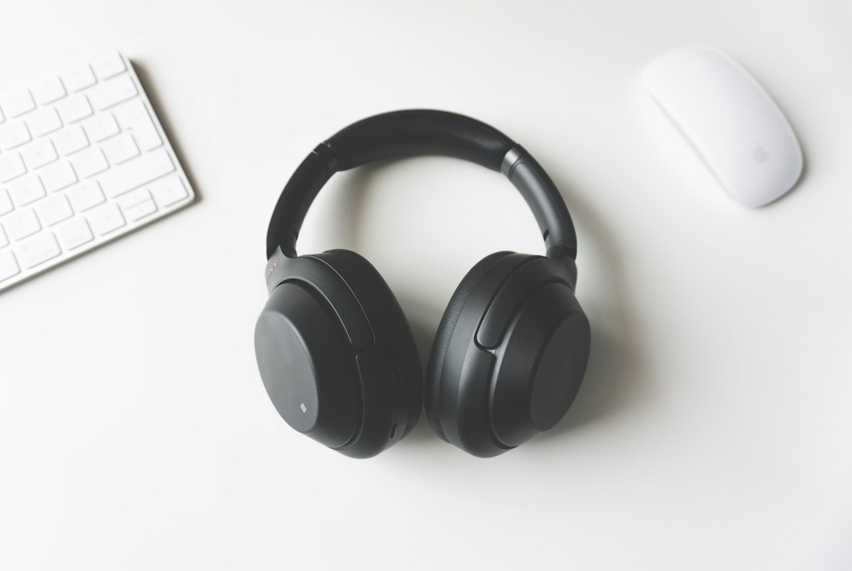 Best Headphones for Hearing Loss / Hard of Hearing